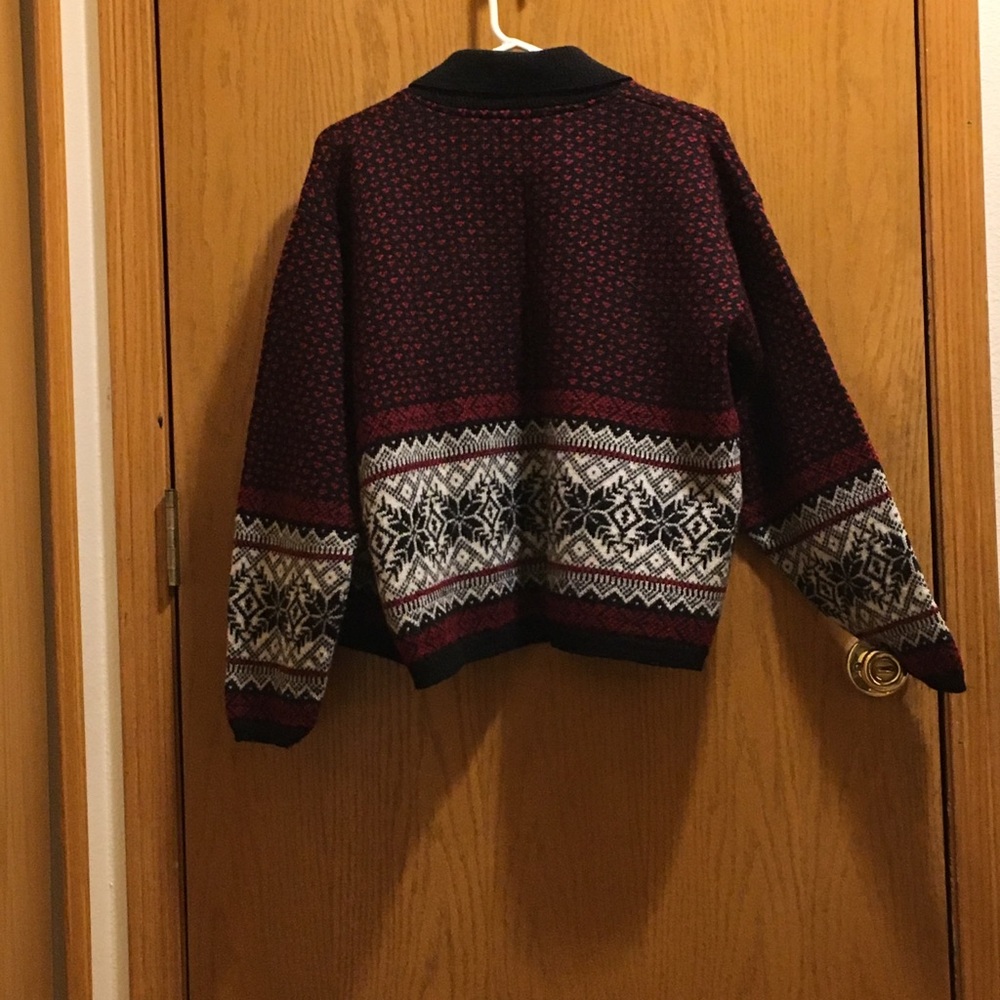 Vintage women’s Alps wool cardigan sweator $20.00